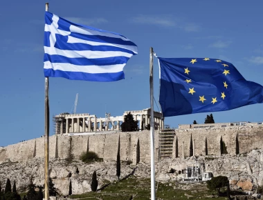 Bloomberg: Αποτίμηση των 8 χρόνων κρίσης στην Ελλάδα - Τι άλλαξε στη χώρα;